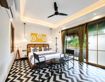 Luxury Suite King Bedroom Cottage with Private Jacuzzi & Scenic Views